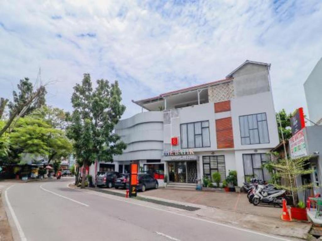 Collection O 31 The Batik Bed And Coffee Bandung Hotel Ngoại thất bức ảnh