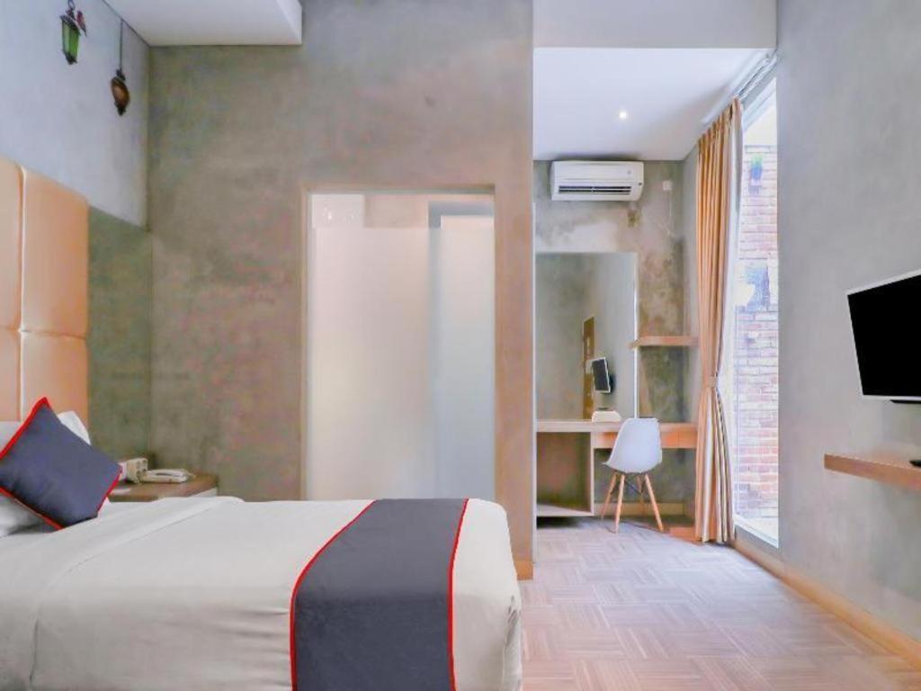 Collection O 31 The Batik Bed And Coffee Bandung Hotel Ngoại thất bức ảnh